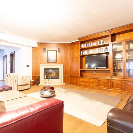 Villa Adige Luxury - M&M Holiday House Перуджа Екстериор снимка