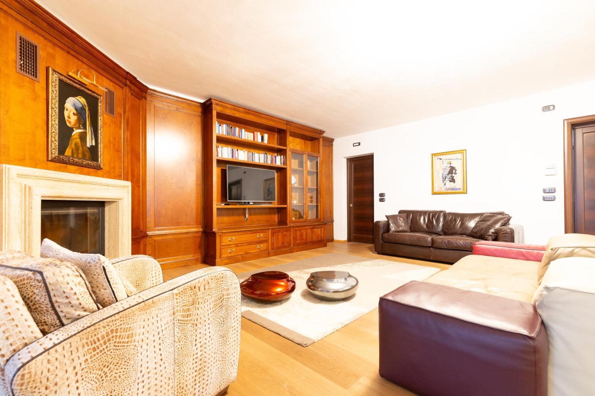 Villa Adige Luxury - M&M Holiday House Перуджа Екстериор снимка